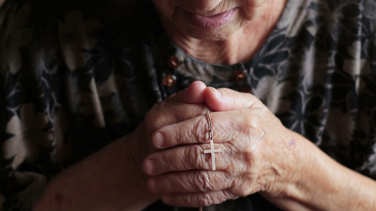 The Power of Daily Scripture Reading for Christian Housewives
